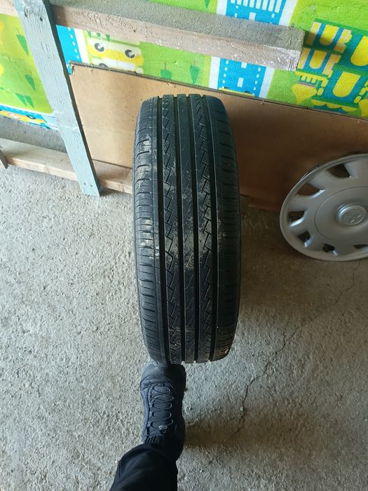 Продам Шины с дисками, калпак