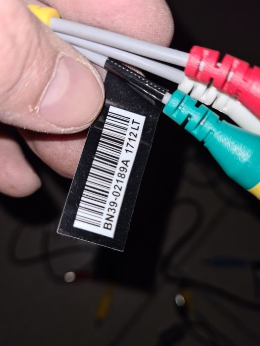 Продам AUX шнуры тюльпаны