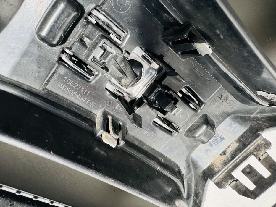 Grila radiator BMW X3/X4 G01/G02 LCI dupa 2020 cod 10627111