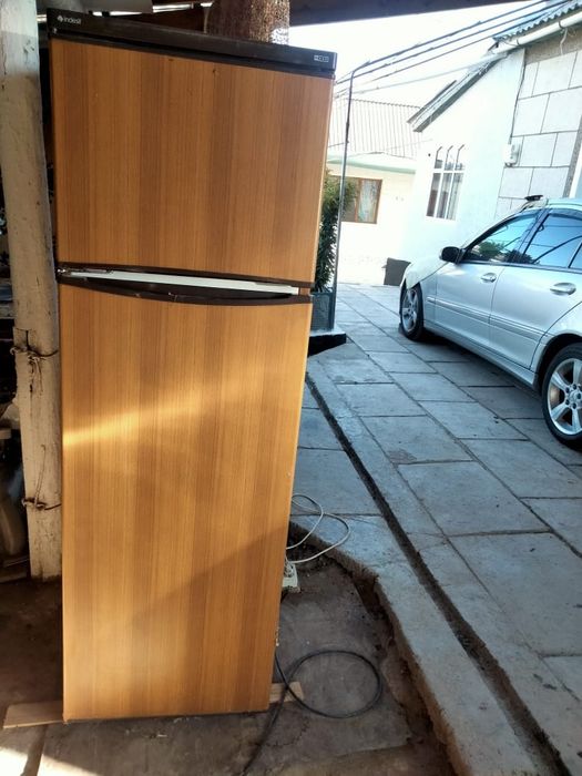 Продаю холодильник