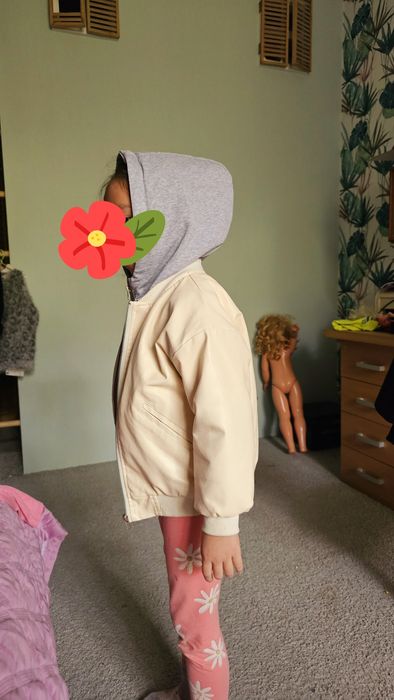 Продам детские вещи от 5-7 лет