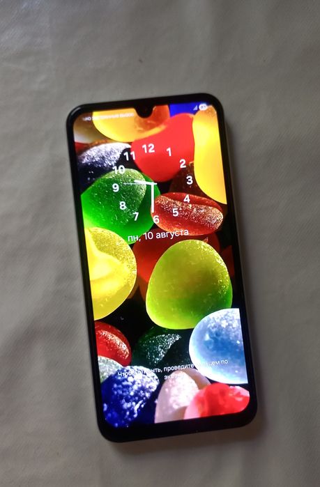 SAMSUNG  8/256 гб