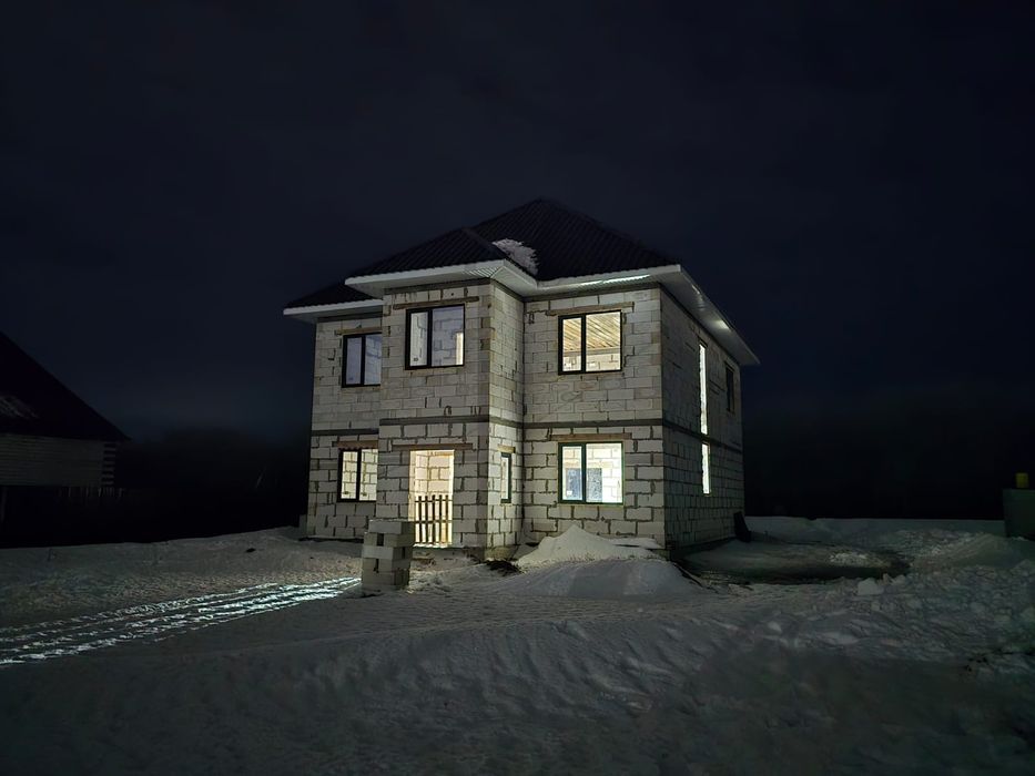 Жер үй сатылады.