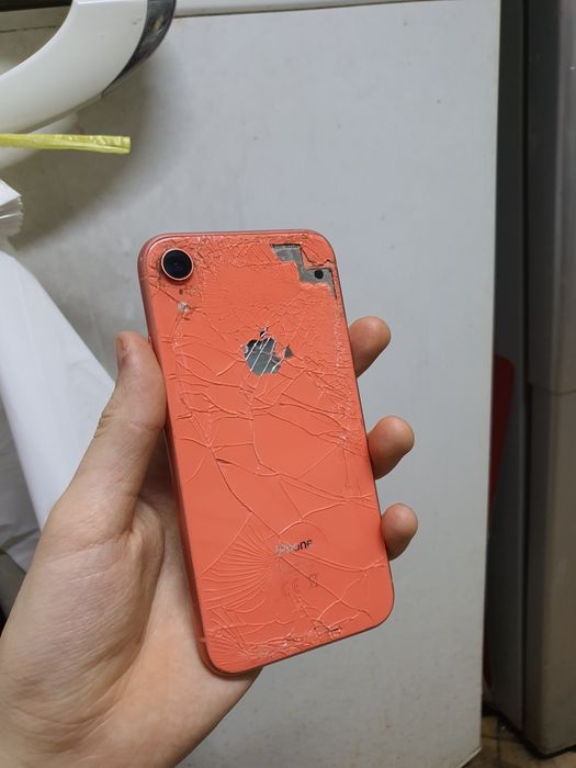 iphone xr 64gb  идеолно сост