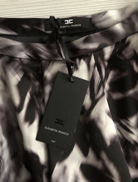 Пола Elisabetta Franchi