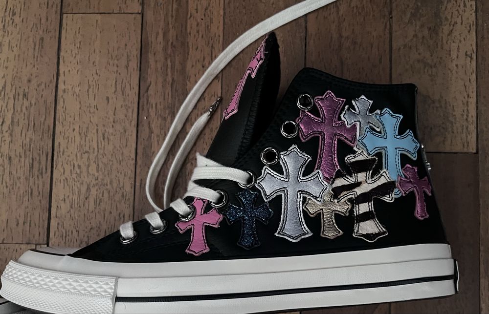 Размер 42. Converse Chrome Hearts Обувки