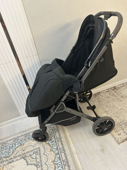 Срочно продам коляска