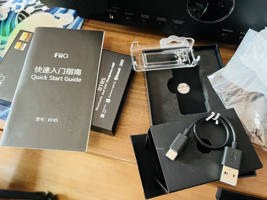 FiiO BTR5 - Bluetooth portable amplifier (преносим усилвател)