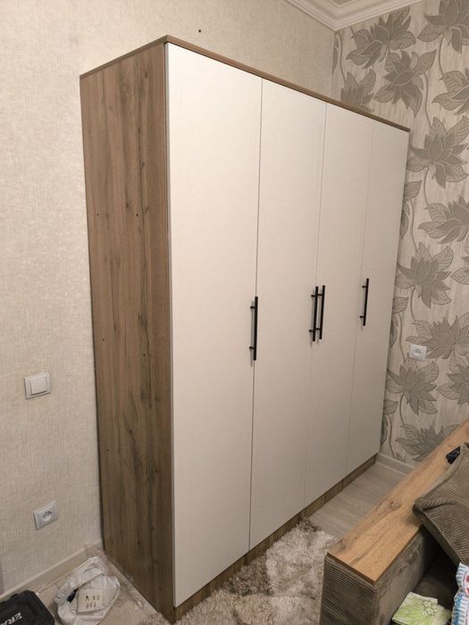 Shkaf Aksiyda 990 metri kvadrat