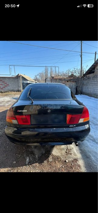 Митсубиши каризма