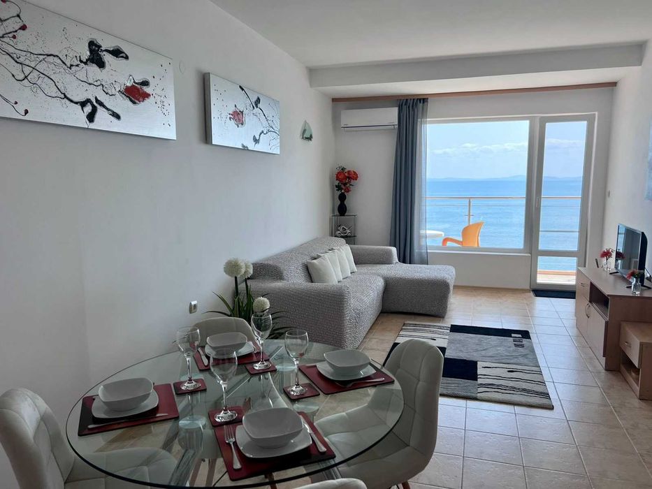 Продава се Двустаен апартамент в Свети Влас - 77 кв.м за 1364 €/кв.м - Снимка #1