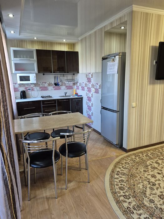 Сдам 3 ком.кв центр