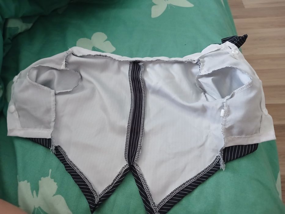 Hăinuțe eleganta pentru catei