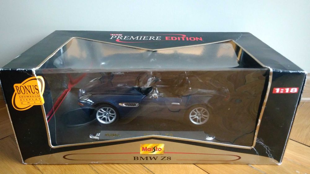 Колекционерска метална количка BMW Z8 на Maisto Premiere edition, 1:18