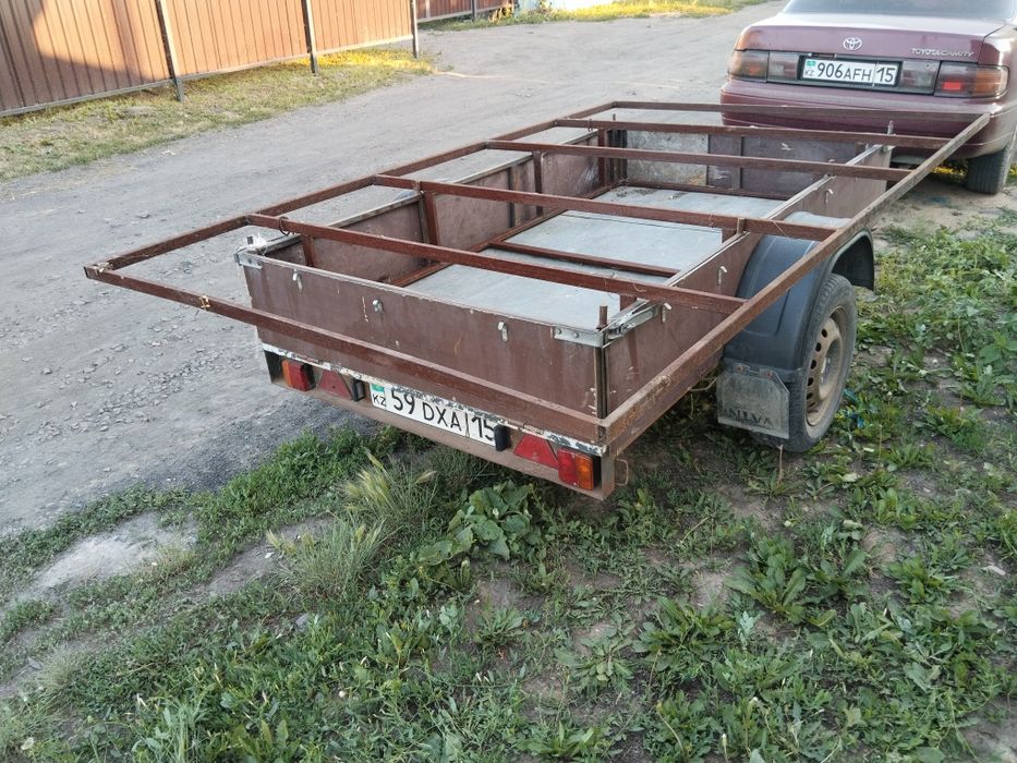 Продам тойоту камри 10 вместе с прицепом