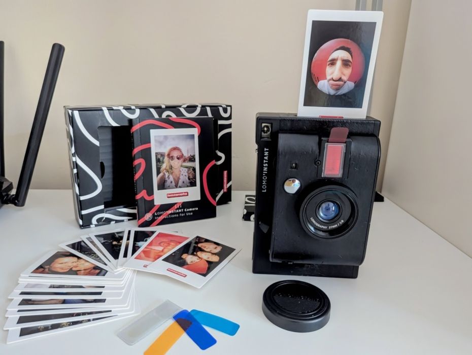 Моментен INSTAX  Lomo’Instant Mini Black FUJI MINI полароид
