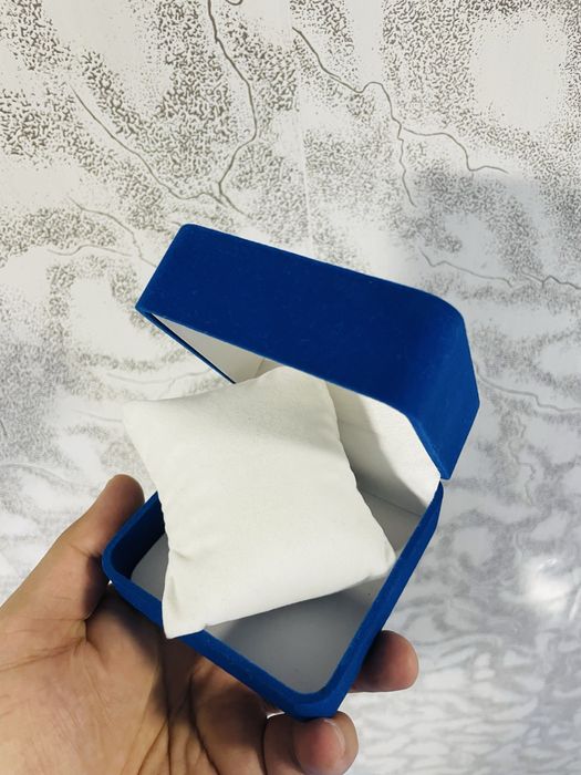 соат футляри бор хар хил бренд