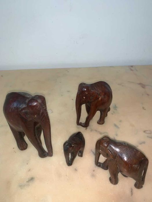 Set de patru elefantii din lemn sculptat decor