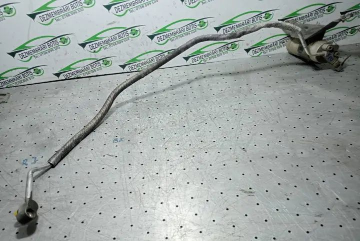 Conducta AC BMW Seria 3 2001 318ti MT (143 hp)