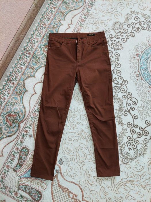 Продам джинсы новые