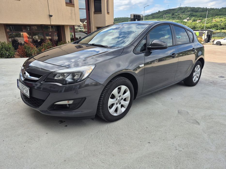 OPEL Astra 2015