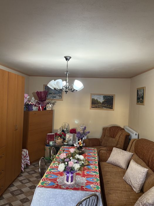 Casă de vânzare