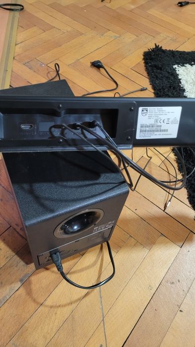 Саундбар Phillips с безжичен събуфер