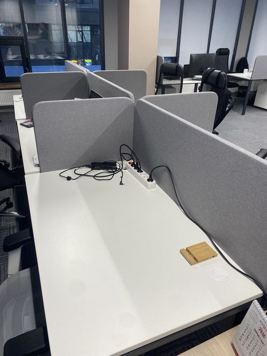 Столы Стулья для Офиса в Отличном Состоянии