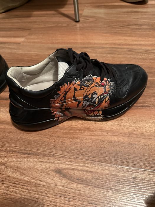 Vand gucci rhyton conditie excelenta