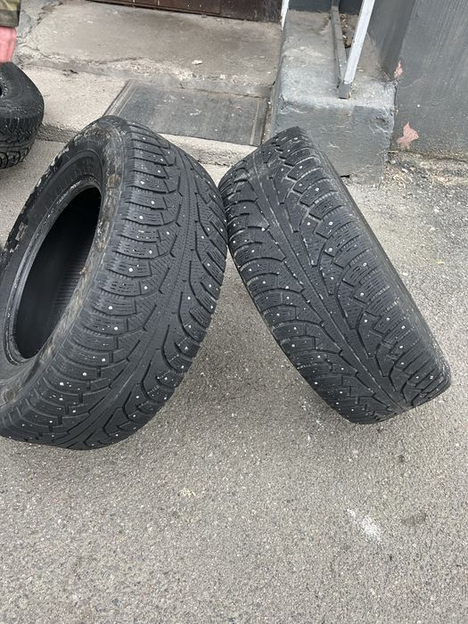 Зимнии шины колеса 17