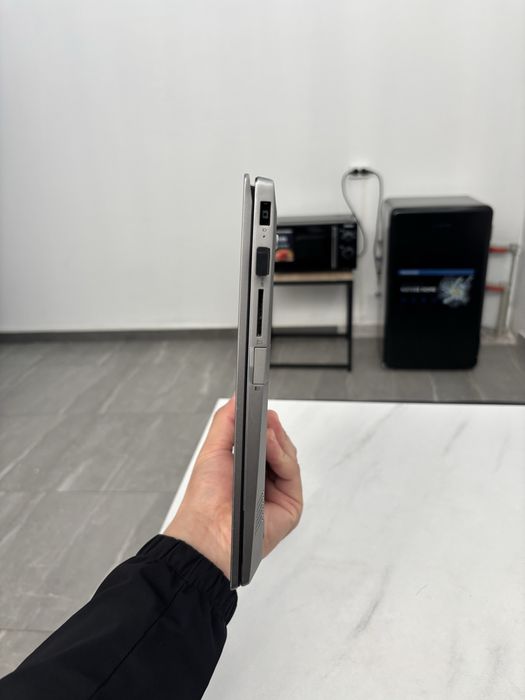 Lenovo ThinkBook