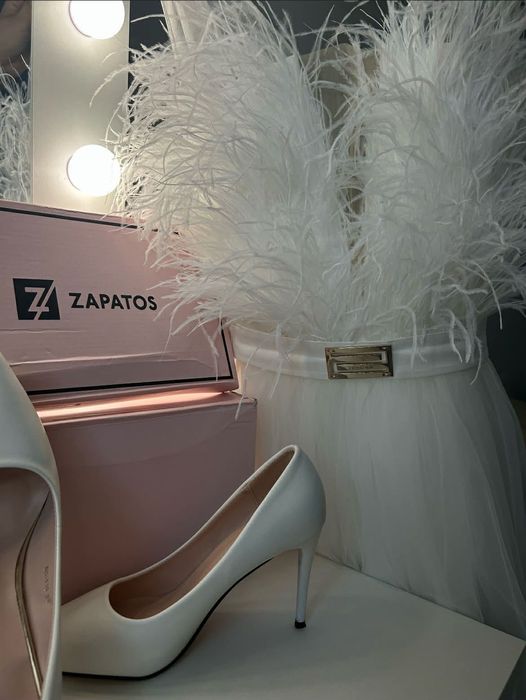 Официална рокля Junona