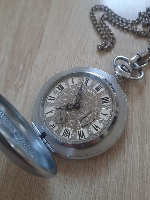 Продам карманные часы Молния