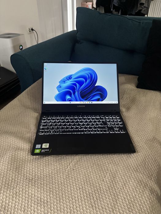Lenovo Legion Gaming• i7-9750H• 16gb ram• GTX 1650• SSD 512