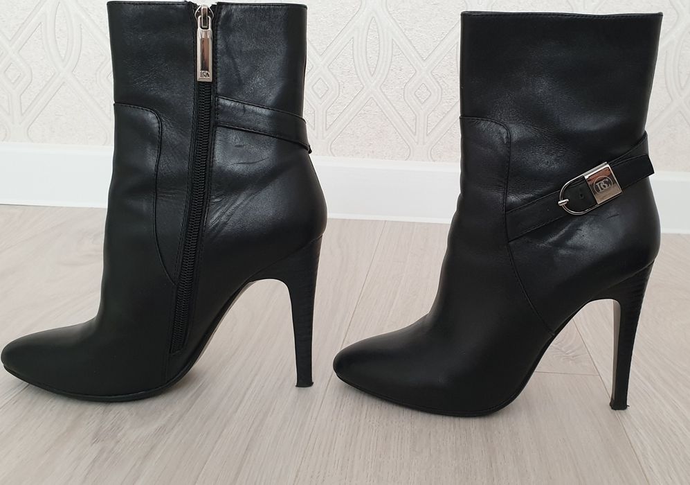 Продам ботильоны BASCONI, размер 35 (большемерки)