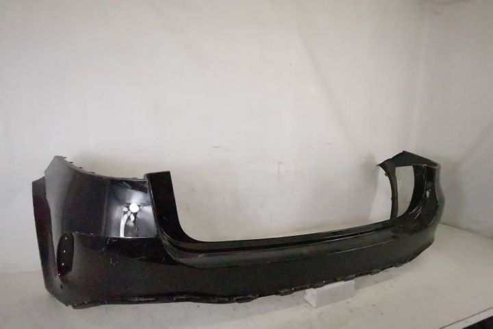 Задна броня със сензори и без престилка, оригинална, в добро състояние