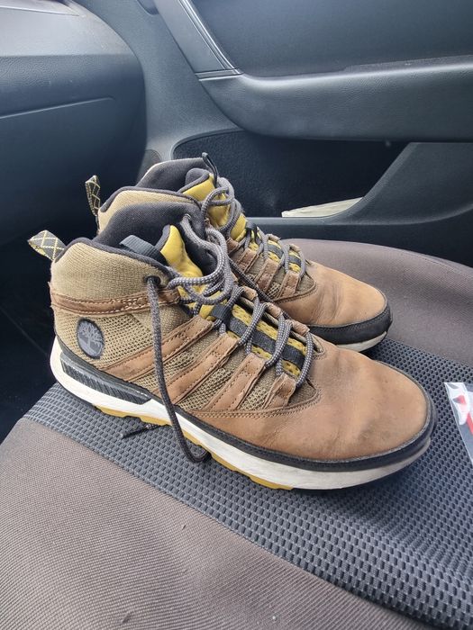 Ghete timberland nr 44