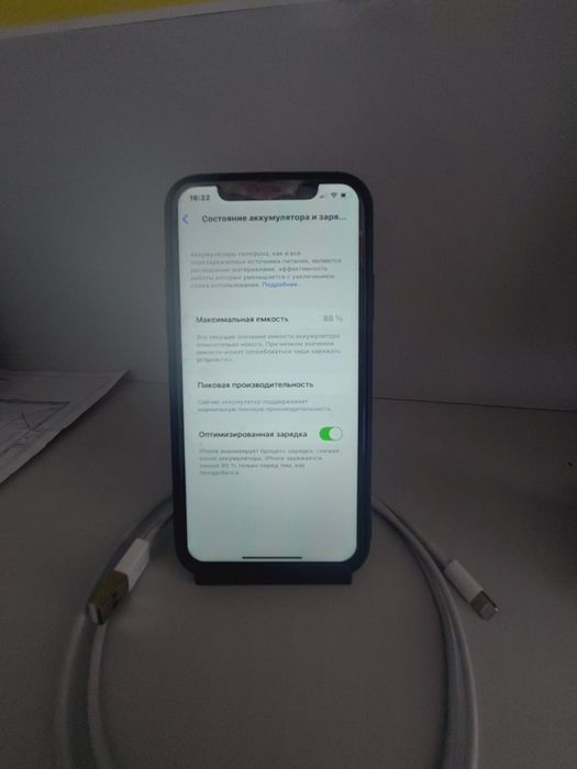 IPhone X  64гига