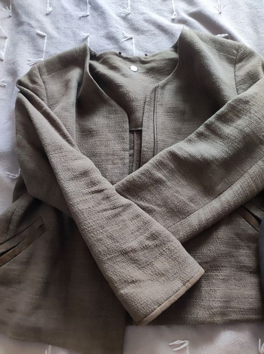 Sacou Massimo Dutti și Rochie Geisha