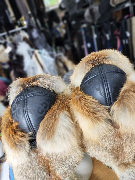 Тымак из меха лисы