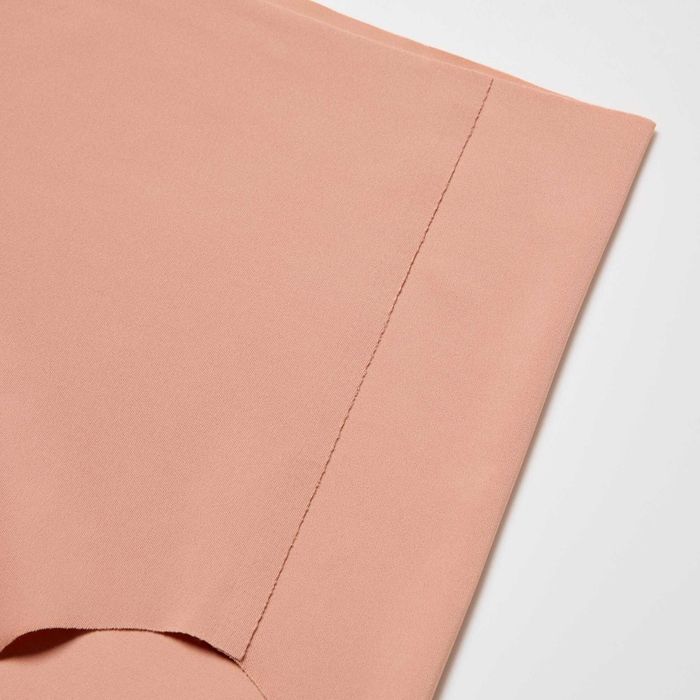 Uniqlo AIRism бесшовные трусы на высокой посадке М