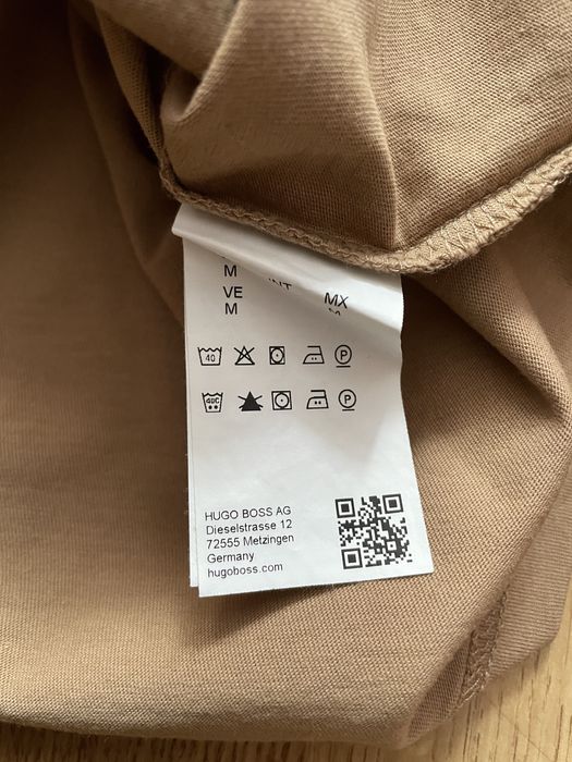 Hugo Boss Beige Tshirt M