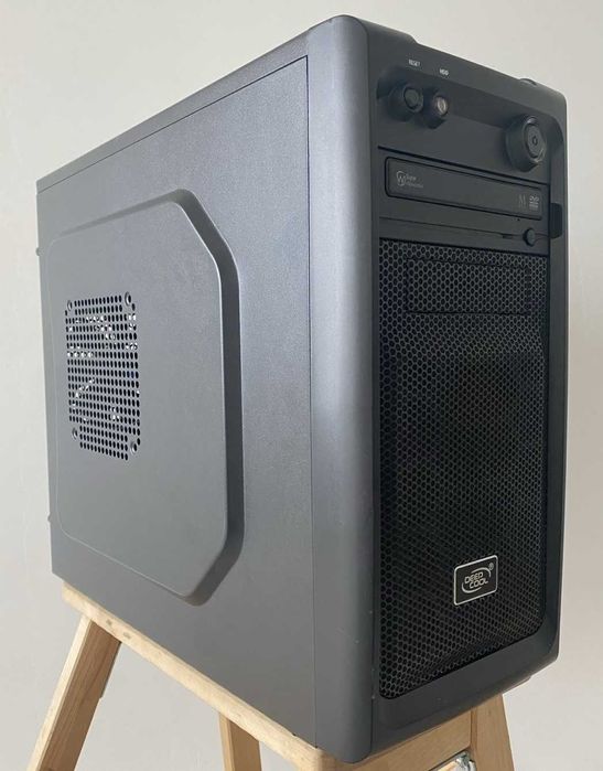 Компактен компютър