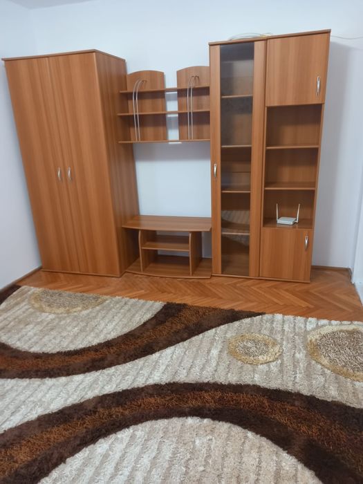 De închiriat apartament cu o camera