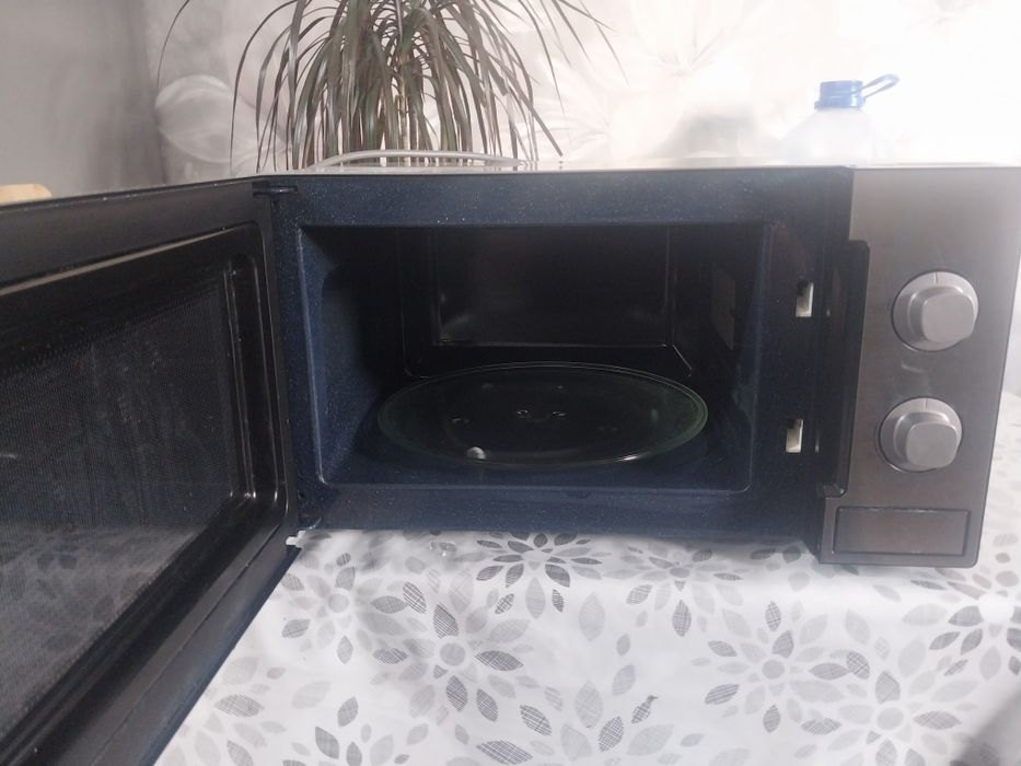 Продам  микроволновку