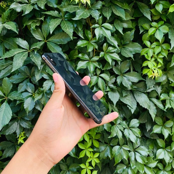 iPhone Xs Max Ideal holatda