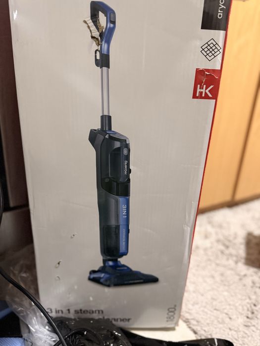 Mop cu aburi cu functie de aspirare si aparat de curatat cu aburi