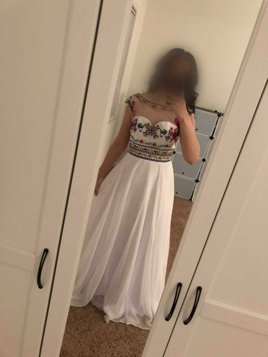 VAND rochie de mireasa/cununie