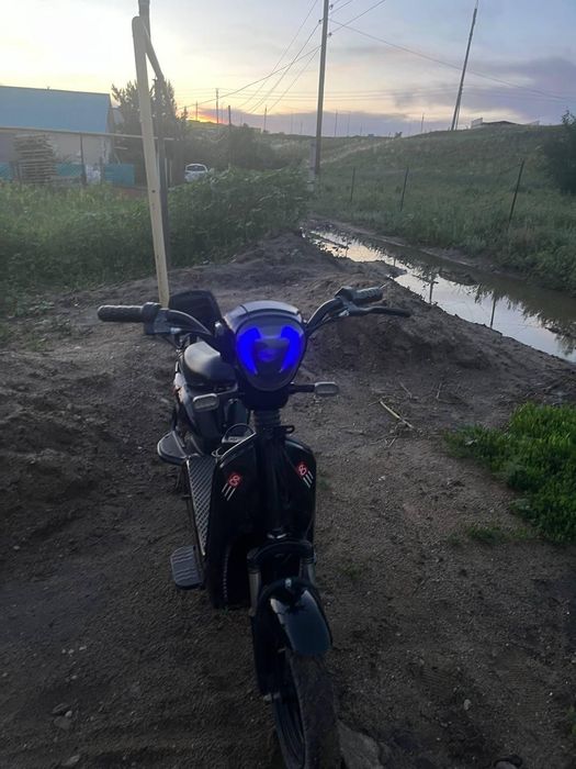 Скутер ск8 продам