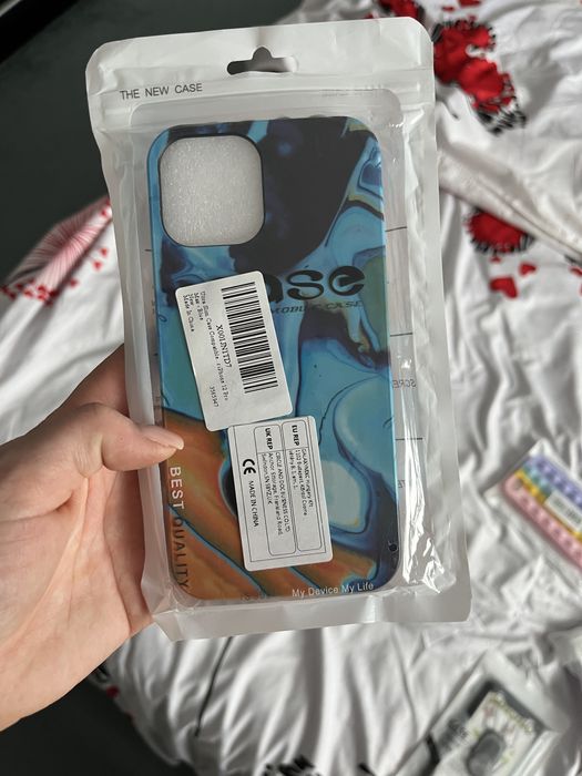 350 huse noi Samsung, iphone, huawei 1000 lei